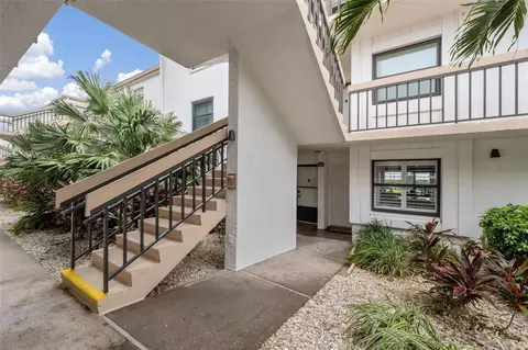 6265 Sun Blvd #114, Saint Petersburg, FL 33715