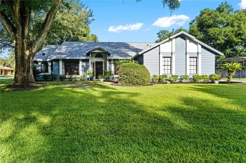 1009 E Pine Shadow Dr, Apopka, FL 32712