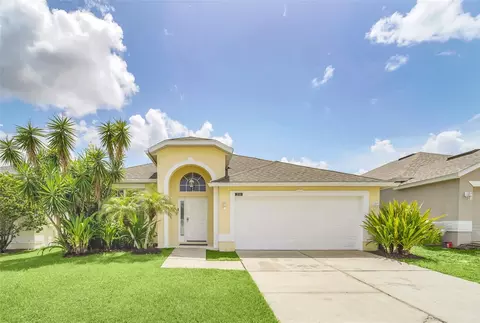 233 Churchill Park Dr, Davenport, FL 33897