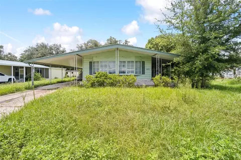 38204 Scott Dr, Zephyrhills, FL 33542