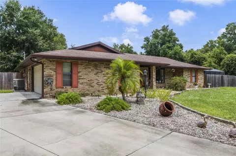 70 Catalina Dr, Debary, FL 32713