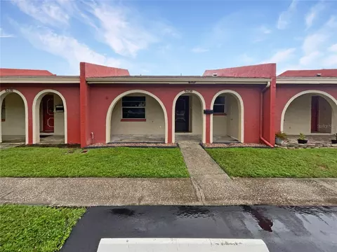 6318 Bonnie Bay Cir N, Pinellas Park, FL 33781