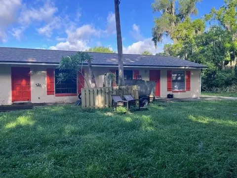 121 Palm St #B, Deland, FL 32724