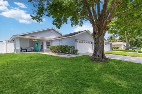 1648 Oak Hill Trl, Kissimmee, FL 34747