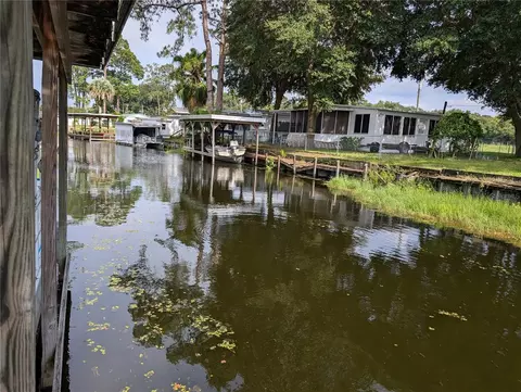 13450 Palm Dr, Astatula, FL 34705