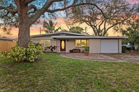 1023 Madison St, Largo, FL 33770