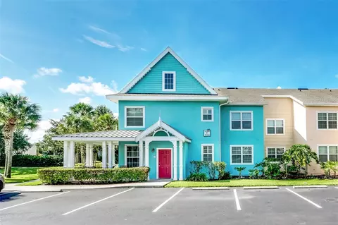 5000 Mangrove Aly #202, Kissimmee, FL 34746