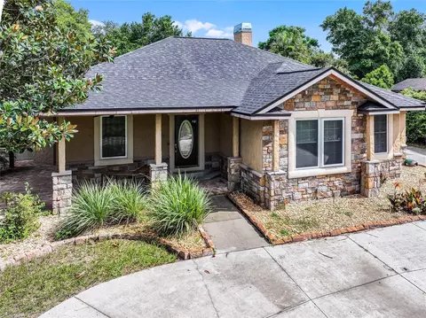 8541 E Lake Breeze Ln, Inverness, FL 34450