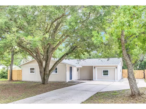 30133 Magnolia Ave, Sorrento, FL 32776