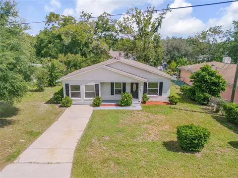 524 W Oakland Ave, Oakland, FL 34760