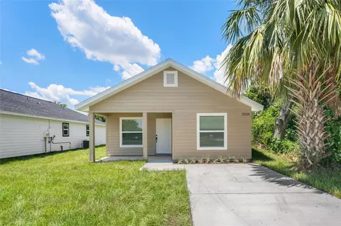 2228 Sipes Ave, Sanford, FL 32771