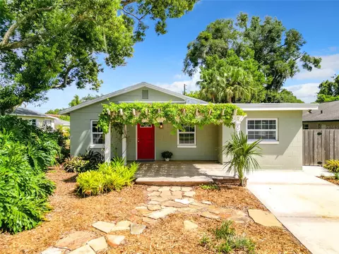 657 Highland Dr, Altamonte Springs, FL 32701