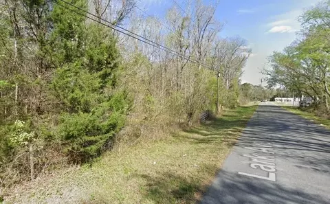 Lark Avenue, Brooksville, FL 34601