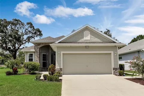 8081 Bridgeport Bay Cir, Mount Dora, FL 32757