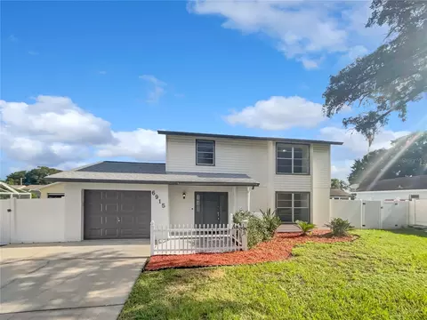6915 Spanish Moss Cir, Tampa, FL 33625
