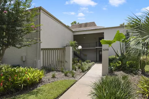 3250 S Semoran Blvd #24, Orlando, FL 32822
