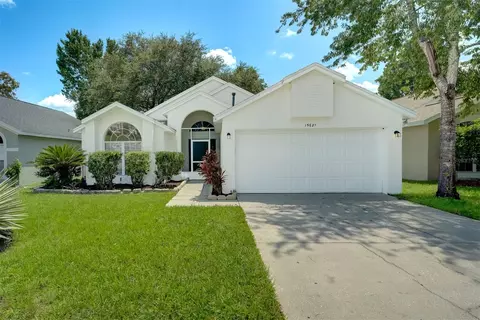 15621 Autumn Glen Ave, Clermont, FL 34714