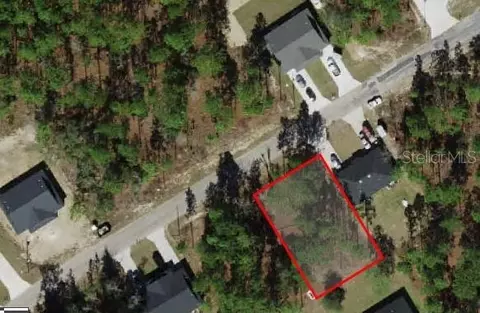 9473 N Camel Dr, Dunnellon, FL 34434