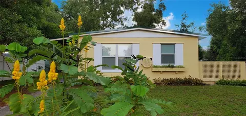 1511 Daroca Dr, Deltona, FL 32725