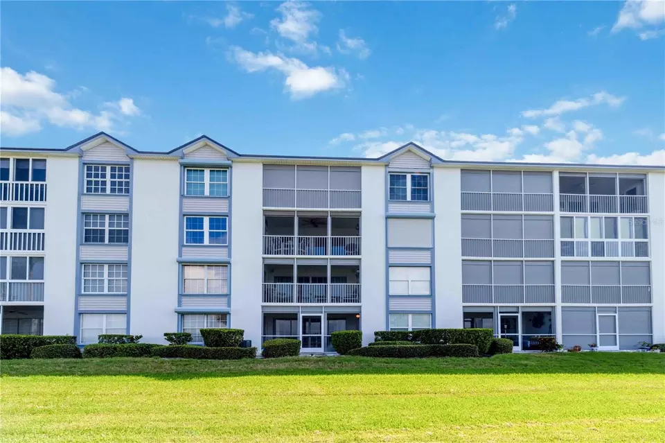  630 S Brevard Ave #1114, Cocoa Beach, FL 32931 photo 1