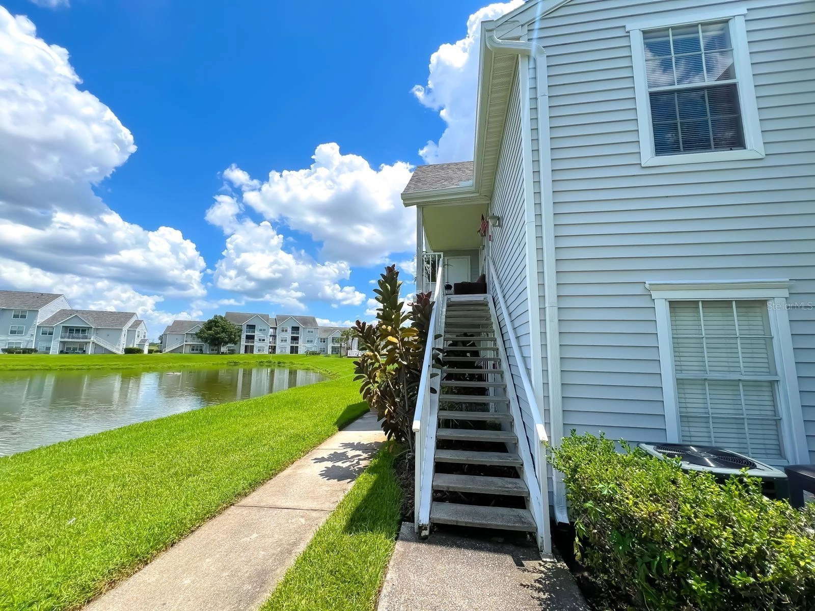 1213 Bermuda Lakes Ln Unit 208