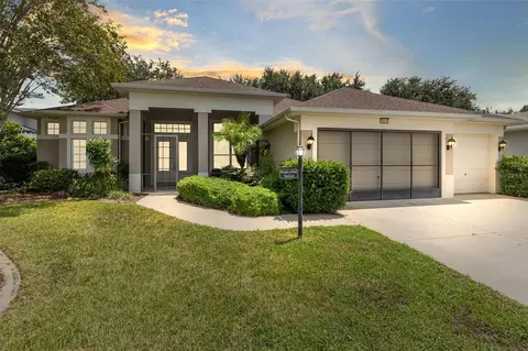 20810 Queen Alexandra Dr, Leesburg, FL 34748