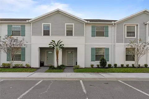 2428 Dubai St, Kissimmee, FL 34747