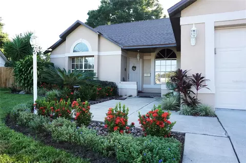 1221 Green Valley Ct, Apopka, FL 32703