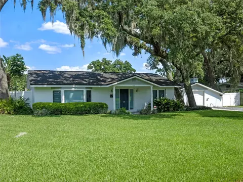 629 Lake Shore Dr, Maitland, FL 32751