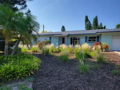1367 Howard St, Clearwater, FL 33756