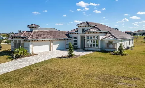 13817 Carryback Dr, Dade City, FL 33525