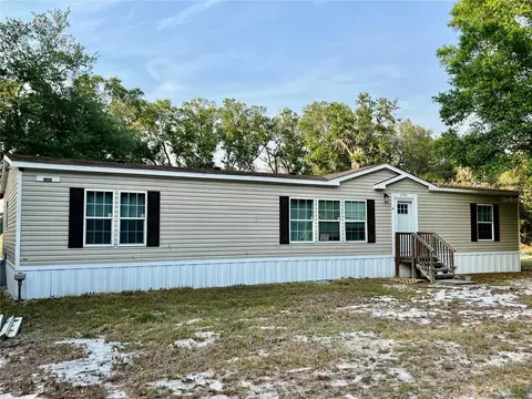 17095 SE 158th Ave, Weirsdale, FL 32195