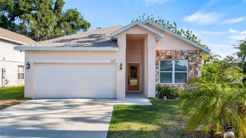 227 Toni St, Orlando, FL 32810