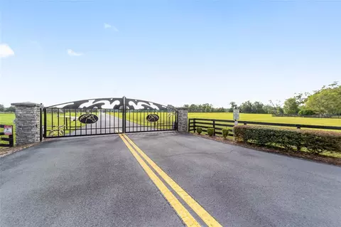 NW 54th Loop, Ocala, FL 34482