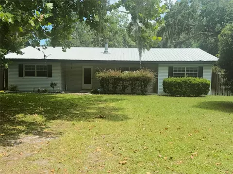 1423 NW 13th St, Chiefland, FL 32626