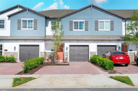237 Cape Honeysuckle Pl, Sanford, FL 32771