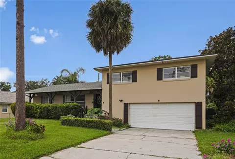 718 Mendoza Dr, Orlando, FL 32825