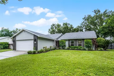2513 Creekview Cir, Oviedo, FL 32765