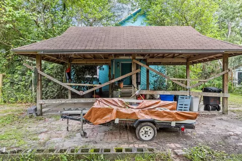 880 Settlers Loop, Geneva, FL 32732