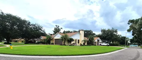 4609 Duxberry Ln, Valrico, FL 33594