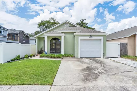 1938 Sheeler Oaks Dr, Apopka, FL 32703