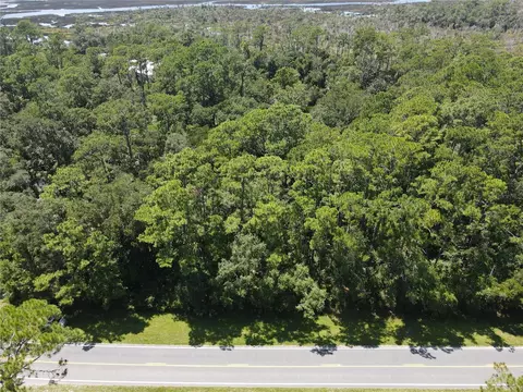 E M Oaks Street, Crawfordville, FL 32327