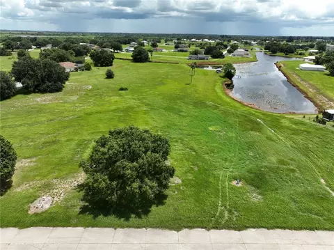 1392 Blue Heron Dr, Sebring, FL 33876