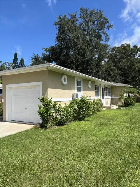1330 Parkwood St, Clearwater, FL 33755