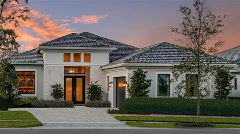 8904 Bernini Pl, Sarasota, FL 34240