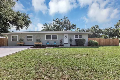2301 Lake Rd, Fern Park, FL 32730