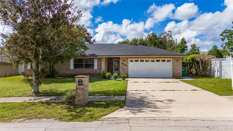 2015 N Nemo Dr, Deltona, FL 32725
