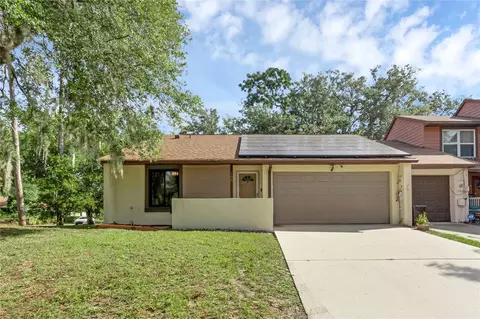 100 Shady Oak Dr, Sanford, FL 32773