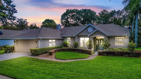 2120 Park Forest Blvd, Mount Dora, FL 32757