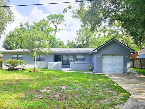 424 W Crystal Dr, Sanford, FL 32773